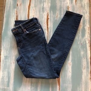LOFT Dark Wash Curvy Skinny Jeans